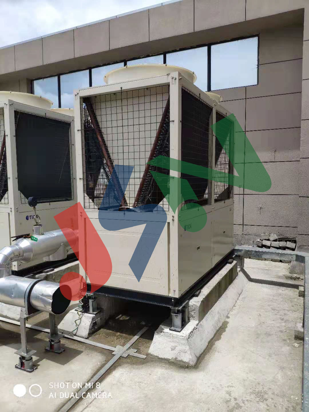 天加空調(diào)模塊機(jī)組安裝JA-1型減振器.jpg 天加空調(diào)模塊機(jī)組安裝JA-1型減振器.jpg